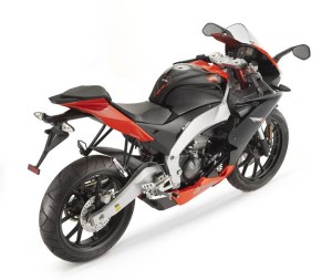 aprilia-RS4-125-roja-lat-der-tras-SM30-AB
