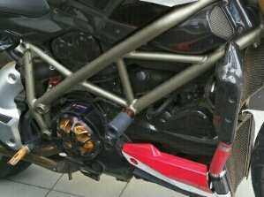 Streetfighter engine.jpg image