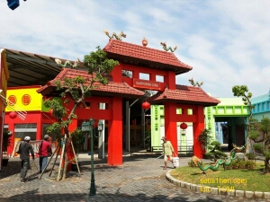 surabaya-carnival-night-market-2.jpg image