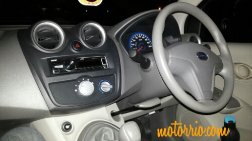 datsun go+ interior.jpg image