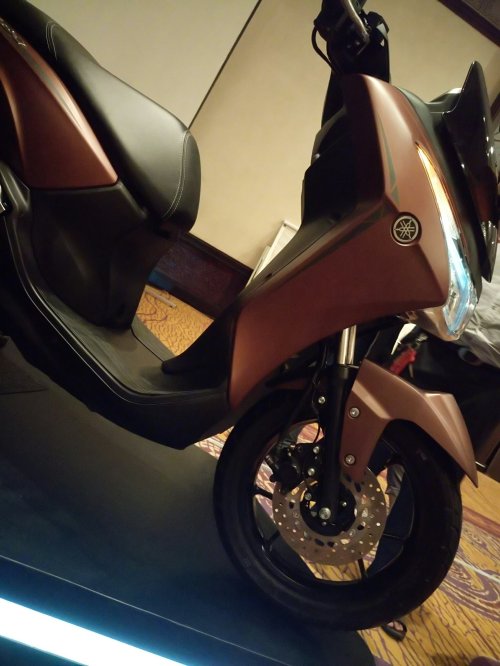 Dek Yamaha Lexi 125 VVA